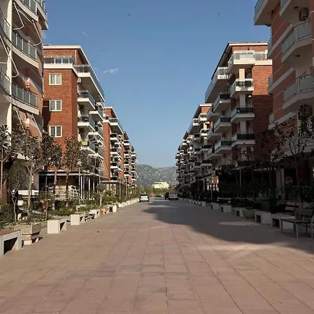 Ake Fishta Appartement *